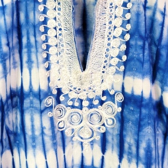 Tie Dye Blue Embroidered Vintage Pullover Tunic Top Women's See Measurements - Picture 4 of 10